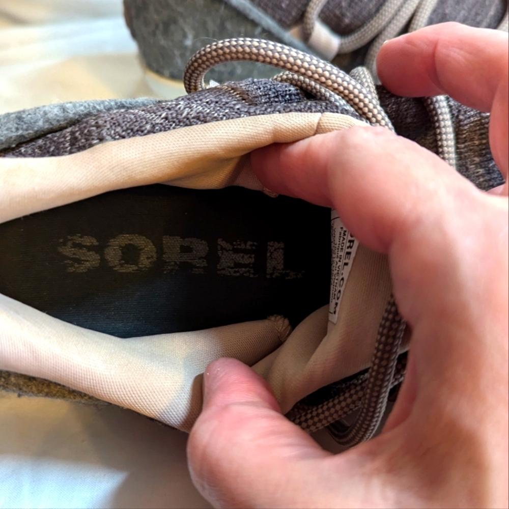 Woman's Sorel KINETIC Sneakers Size 8.5 - Picture 9 of 12